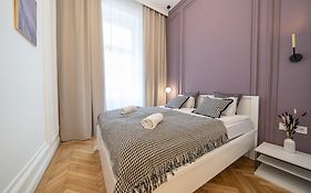 A27- Boutique Apartments, Best Location By Bqa